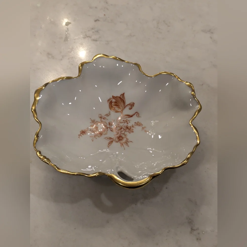 Vintage Limoges French Porcelain Leaf Shaped